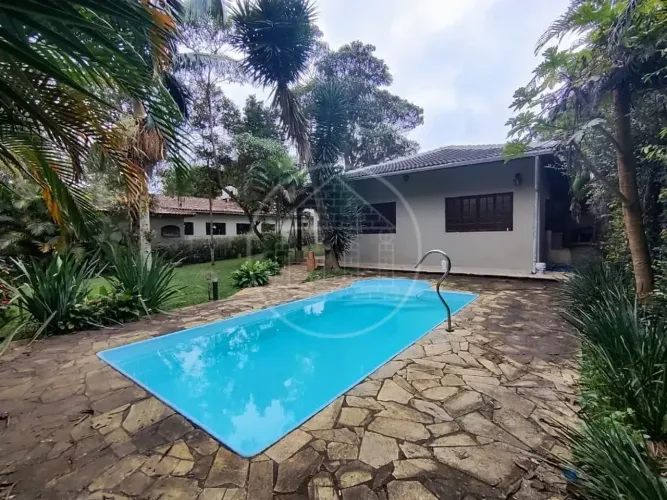 Casa à venda e locação 3 Quartos, 1 Suite, 6 Vagas, 580M², Jardim das Palmeiras (Zona Sul)