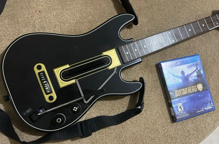Guitarra Guitar Hero Live PS4 completa