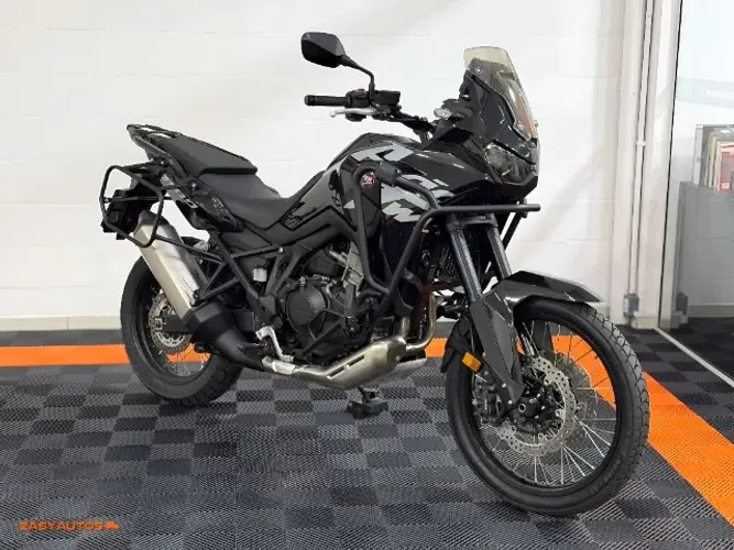 CRF 1100L AFRICA TWIN - 2024 - A MAIS LINDA!