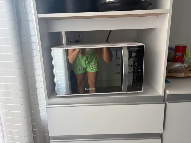 Microondas Panasonic 21L