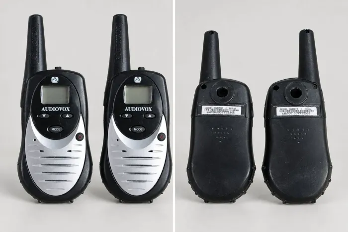 ? Par de Rádios Comunicadores Audiovox - 2 Unidades - Walkie Talkie