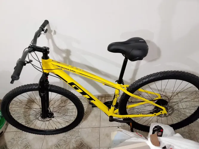Bicicleta aro 29 GTI romano amarelo