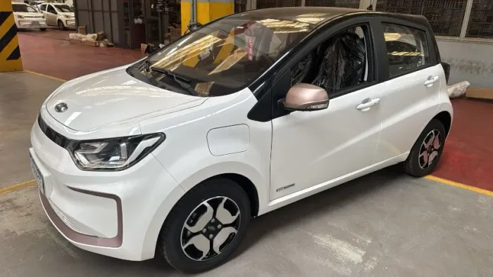 JAC E-JS1 62cv 5P Aut. (elétrico) 2025