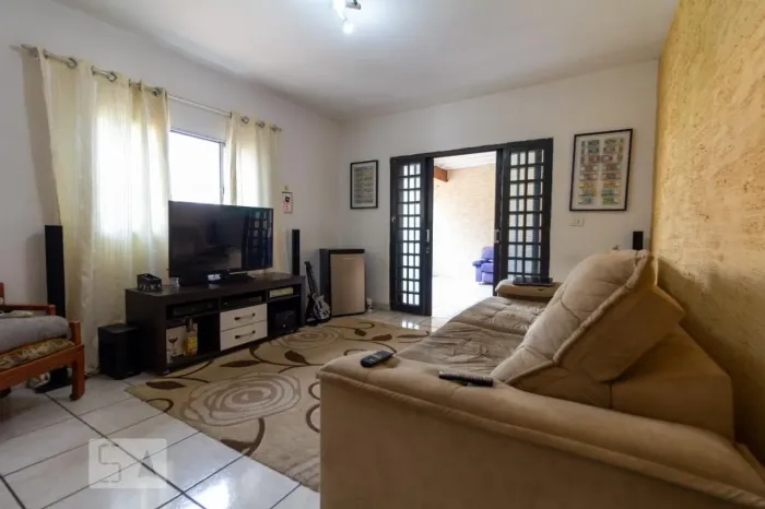 Casa à Venda - Vila Yara, 4 Quartos, 190 m2