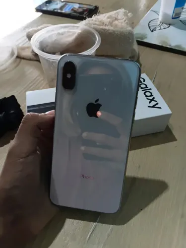 IPHONE X