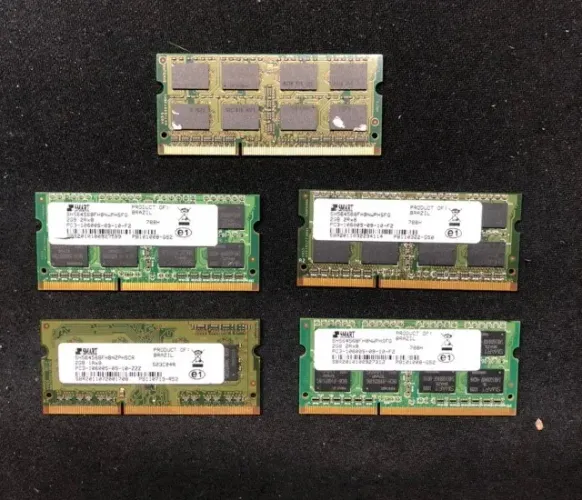 Kit 5x Memória RAM DDR3 2GB 1333MHz Smart (Total 10GB) PC3-10600
