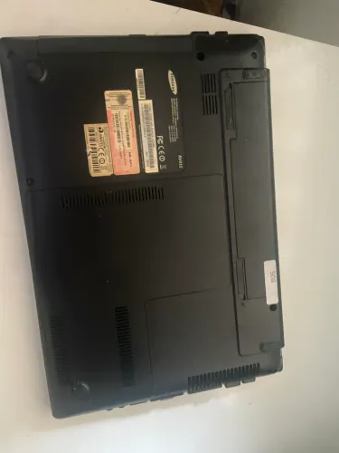Notebook Samsung RV415 com defeito - Para retirada de peças