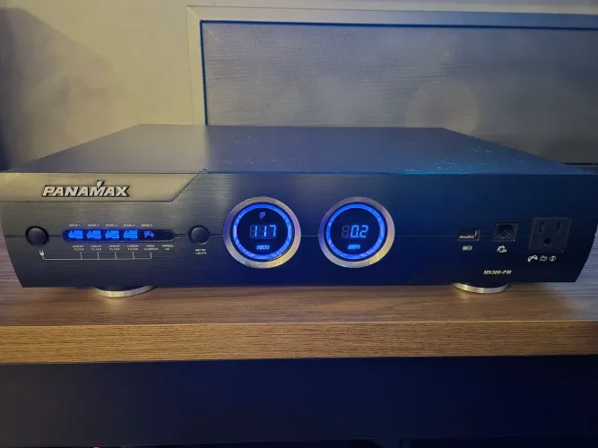 Condicionador Panamax m5300