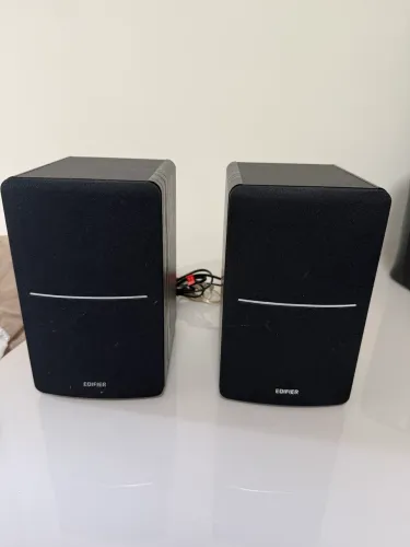 Caixas de Som Monitor de Áudio Edifier R1280DB Bluetooth - Pretas