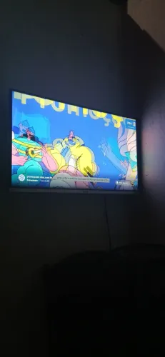 vendo uma TV Philco com 2 anos de garantia da rock tv esta novinha motivos comprei outra 