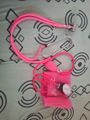 Aparelho de pressão + estetoscópio