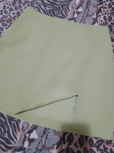 Saia verde Shein 