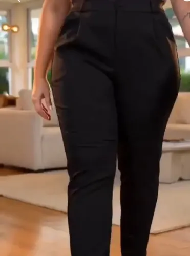 Vendo calça social feminina plus sise tamanho G3 veste 52 a 54