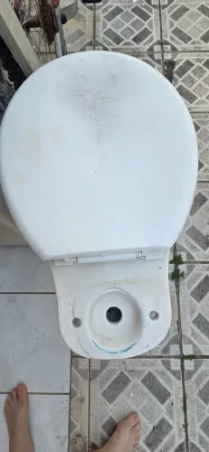 Vendo bacia sanitária com caixa acoplada