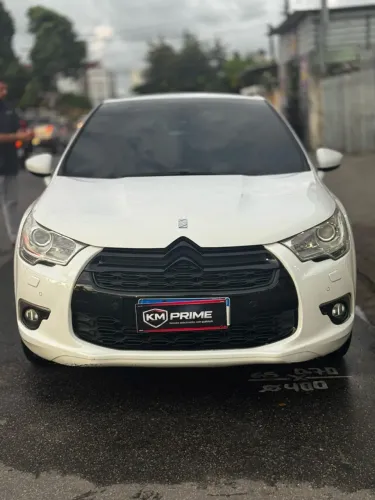 Citroen DS4 1.6 Turbo 16V 5P Aut. 2014