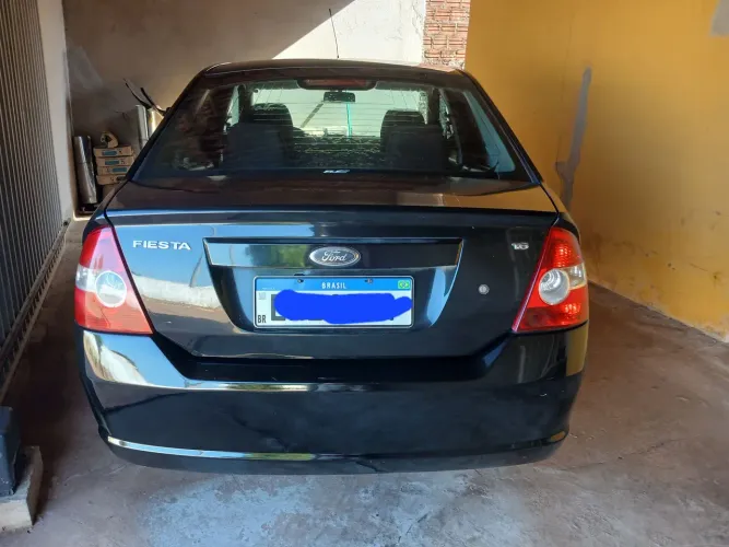 Ford Fiesta Sed. 1.6 8V Flex 4P 2010