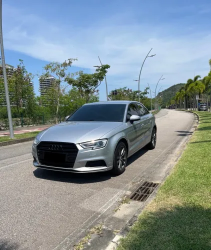 Audi A3 Sedan 1.4 TFSI Flex Tiptronic 4P 2017