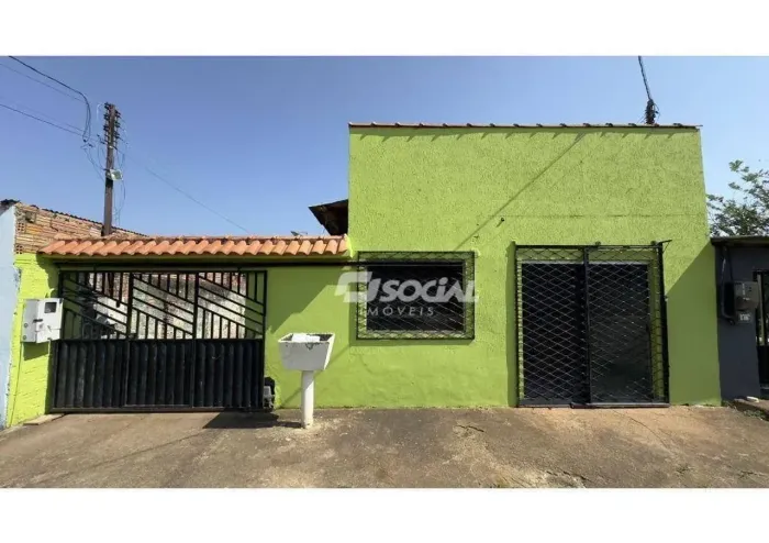 Excelente casa com 3 Quartos e 1 Ponto comercial no Bairro Eletronorte