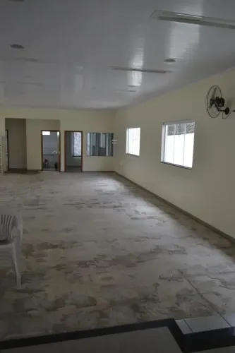 Ponto Comercial para Venda em Varginha, Vila Andere I, 1 dormitório, 4 banheiros, 2 vagas