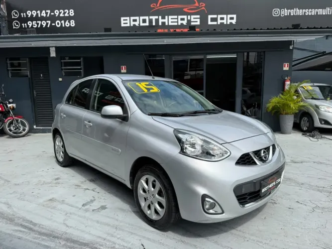 Nissan March SV 1.6 16V Flex Fuel 2015