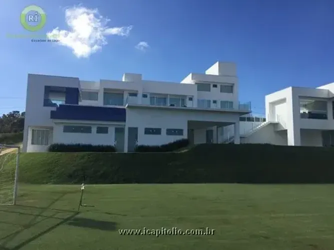 Casa de veraneio para vender em Brisas do Lago, as margens do Lago de Furnas, com 14 suíte