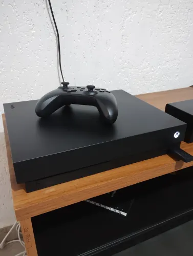 Xbox one X 1tb 4k nativo