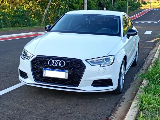 Audi A3 Sedan 1.4 TFSI Flex Tiptronic 4P 2018