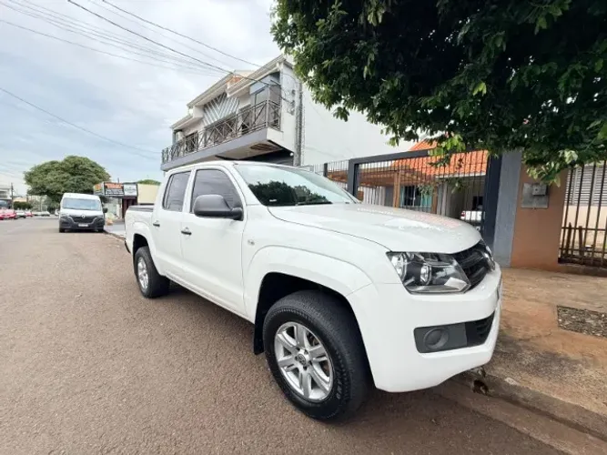 Volkswagen Amarok Trendline CD 2.0 16V TDI 4X4 Dies 2015