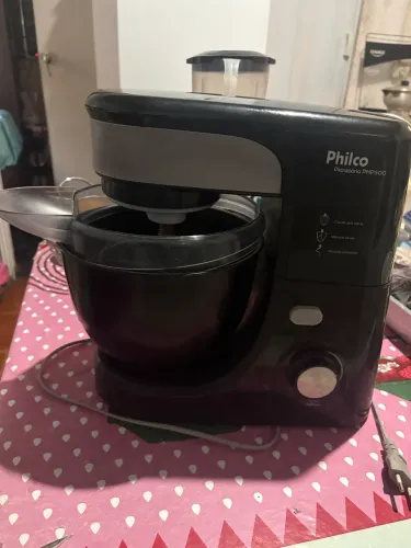 Batedeira Planetária Philco PHP500 Turbo com 11 Velocidades e 500W - Preto - 110V