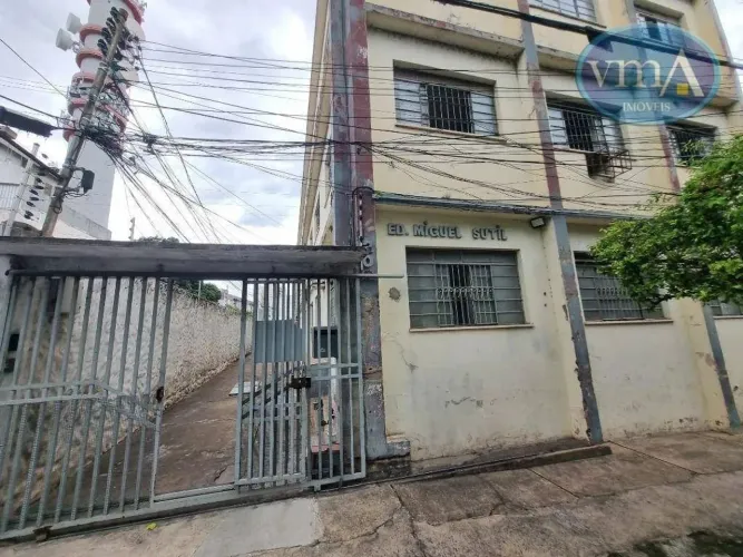 Apartamento com 3 dormitórios à venda, 105 m² por R$ 180.000,00 - Bandeirantes - Cuiabá/MT