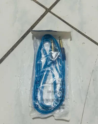 Cabo P10 Macho x P10 Macho Mono 6,35mm Azul para Guitarra, Baixo e Áudio
