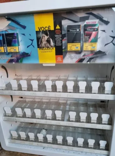 EXPOSITOR DE CIGARROS MODERNO