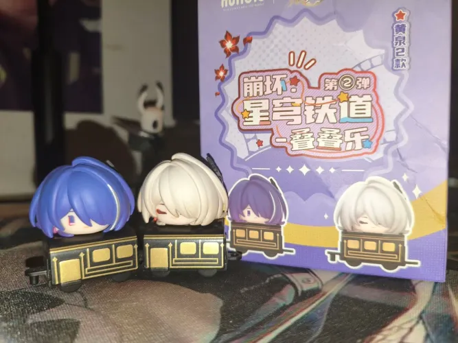 Miniaturas Oficiais Honkai Star Rail - Set Exclusivo Acheron (2 Versões) - miHoYo