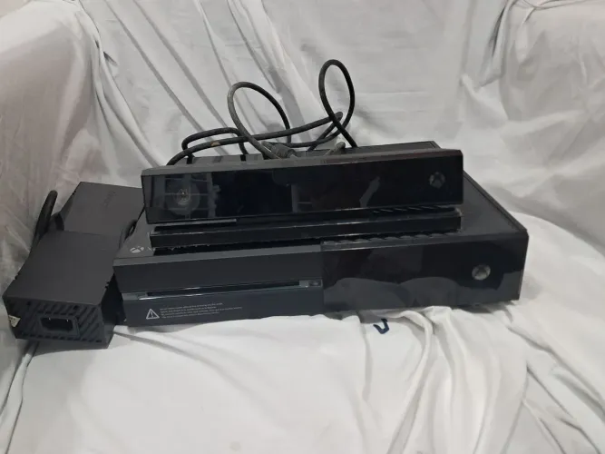 XBOX ONE COM DEFEITO