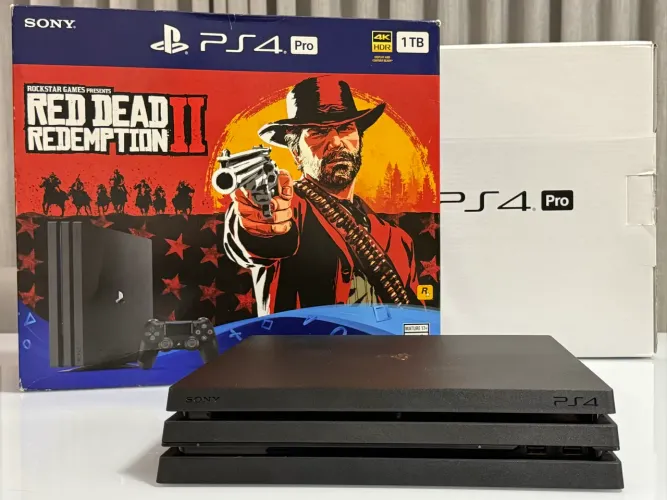 PLAYSTATION 4 PRO