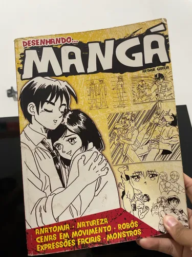 LIVRO DE DESENHAR MANGÁ + CADERNO DE DESENHO