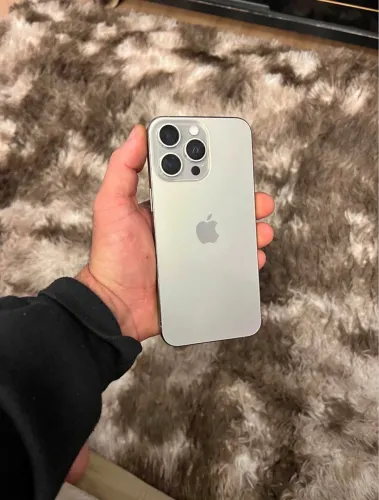 IPHONE 15 PRO 256 GB LEIA O ANÚNCIO (ACEITO INFERIOR MAIS VOLTA)