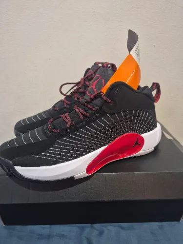 Tênis Jordan jumpman 2021