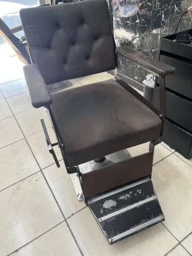 Poltrona barbearia reclinável