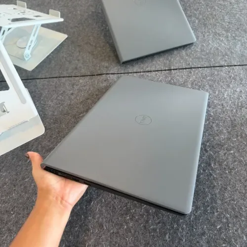Notebook Dell Vostro, AMD Ryzen 7, 16gb de RAM, 256 de SSD e tela de 15.6 polegadas