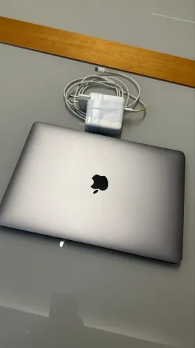 MacBook Pro 13-inch 2016