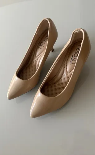 Scarpin nude Beira Rio