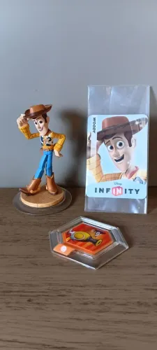 Boneco Disney Infinity 1.0 - Woody / Toy Story