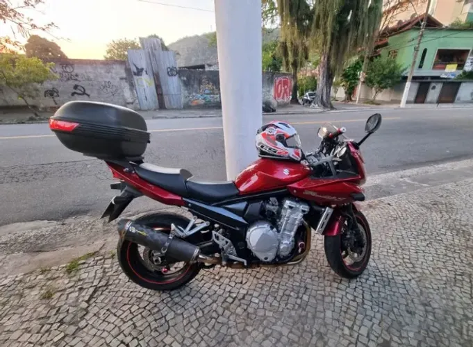 SUZUKI BANDIT 1250S 2010 - BAIXA KILOMETRAGEM - MOTO ZERADA.