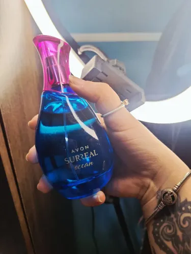 Surreal ocean *raro* avon