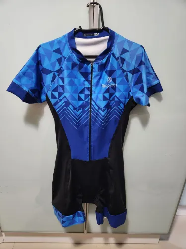 Roupas ciclismo feminina