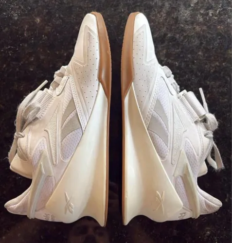 Reebok Legacy 3 - Tamanho 39