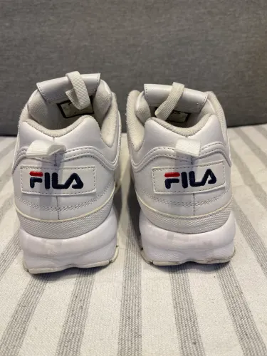 Tênis em Velcro Fila