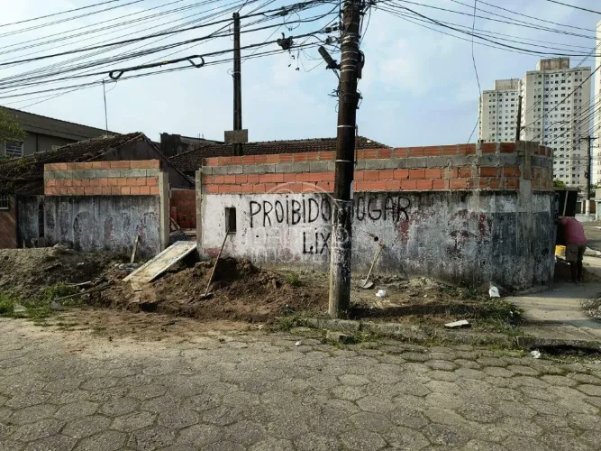 Lote ou Terreno à venda, Jardim Guassú - São Vicente/SP