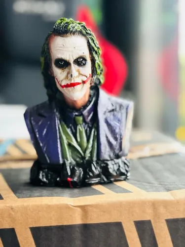 Coringa - Joker - Action Figure Resina- Realista 